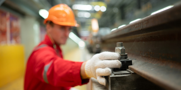 Mecánicos Industriales · Montadores de Estructuras / Maquinaria en Zaragoza · Mantenimiento Preventivo y Correctivo de Maquinaria